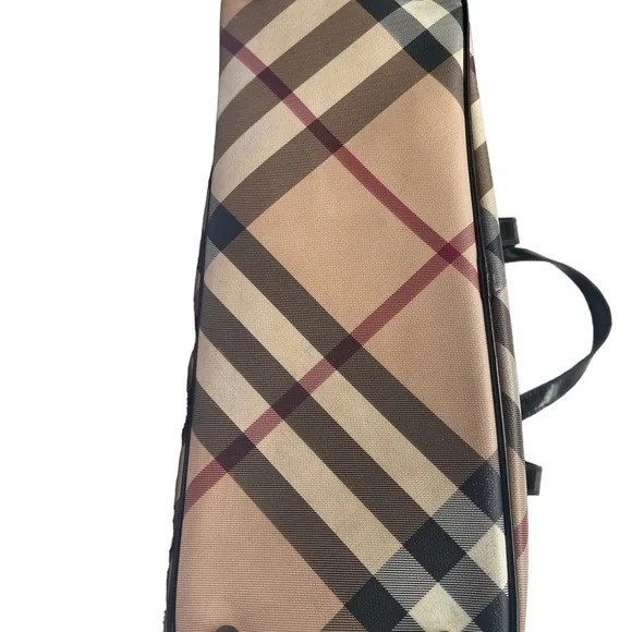 Classic Novacheck Burberry Tote - Picture 2 of 9